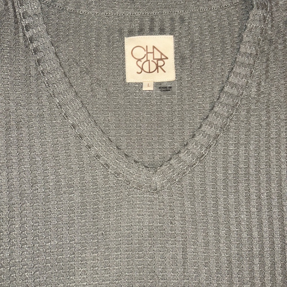 NWOT Vneck Ribbed Sweater - Picture 2 of 2